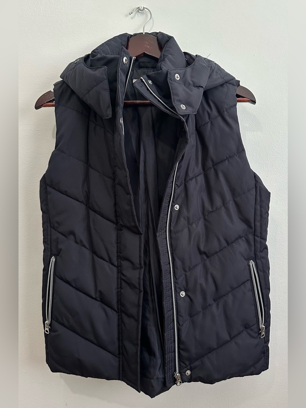 Women’s Quilted Hooded Puffer Vest - Navy (Size 10)